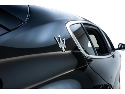 New 2024 Maserati Grecale GT image 11