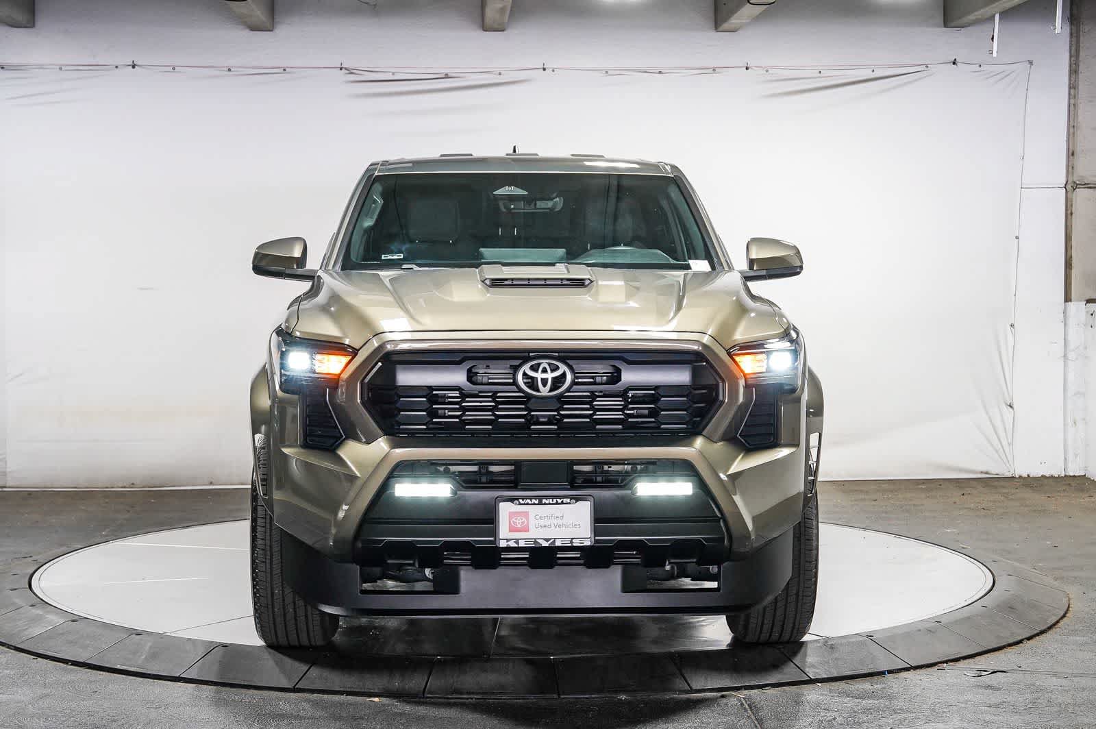 Certified 2024 Toyota Tacoma TRD Sport AWD/4WD image 6