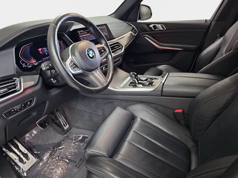 Used 2022 BMW X5 xDrive40i w/ M Sport Package AWD/4WD image 19