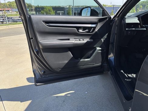 Used 2023 Honda CR-V Sport Touring image 14
