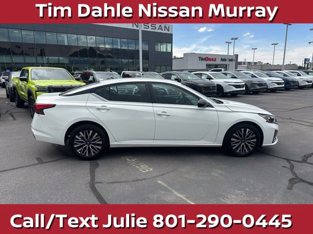 Used 2026 Nissan Altima 2.5 SV FWD image 13