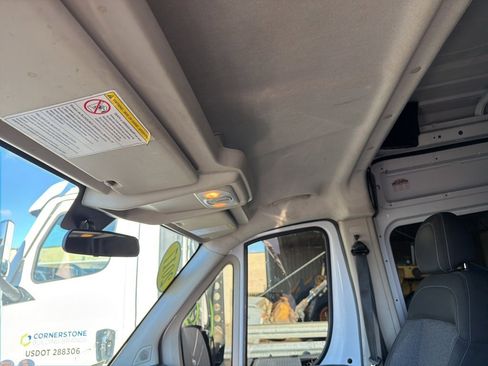 Used 2017 RAM ProMaster 2500 w/ Interior Convenience Group image 14