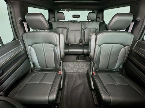 New 2026 Jeep Grand Wagoneer 4WD image 10