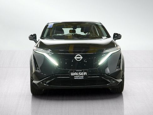 Used 2023 Nissan Ariya AWD image 9