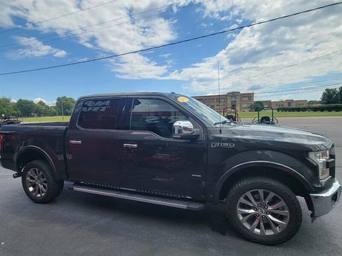 Used 2015 Ford F150 Lariat w/ Equipment Group 502A Luxury AWD/4WD image 11