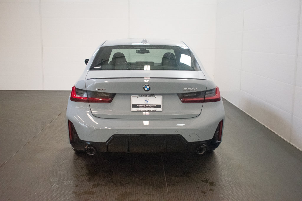 New 2026 BMW 330i xDrive Sedan w/ M Sport Package AWD/4WD image 5
