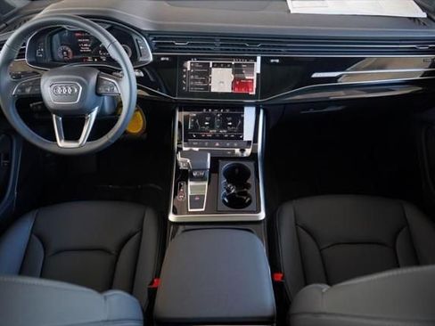 New 2026 Audi Q7 3.0T Premium image 8