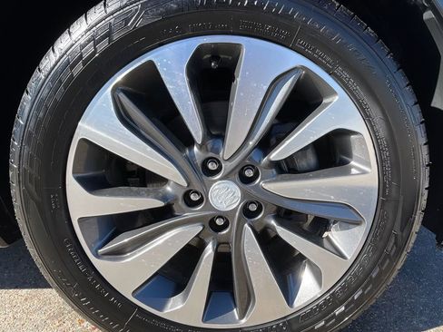 Used 2018 Buick Encore Essence FWD image 16