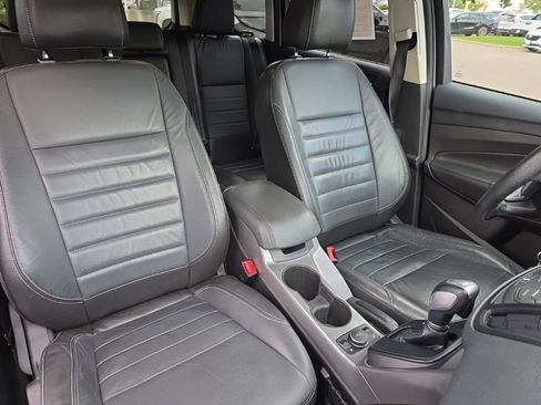 Used 2015 Ford Escape SE w/ Equipment Group 201A AWD/4WD image 24