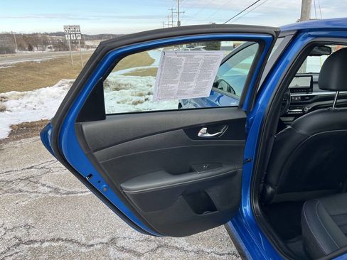 Used 2023 Kia Forte GT-Line w/ GT-Line Premium Package image 24