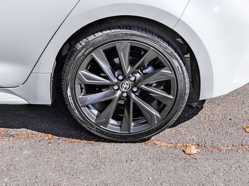Used 2025 Toyota Corolla XSE FWD image 14