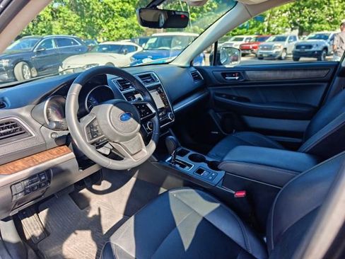 Used 2018 Subaru Outback 2.5i Limited AWD/4WD image 12