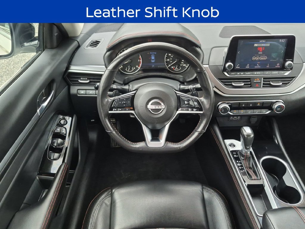 Used 2024 Nissan Altima 2.5 SR FWD image 13