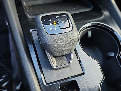 Certified 2025 Nissan Rogue S image 16