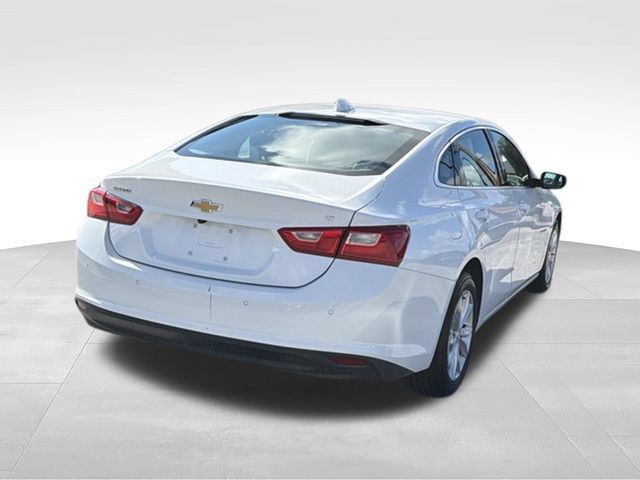 Used 2025 Chevrolet Malibu LT FWD image 5