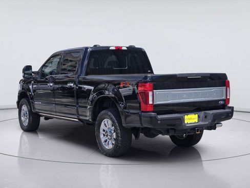 Used 2022 Ford F250 Limited w/ FX4 Off-Road Package AWD/4WD image 6