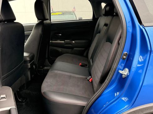 Used 2024 Mitsubishi Outlander Sport SE AWD/4WD image 13