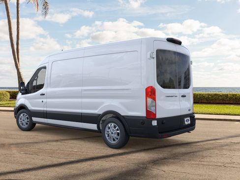 New 2026 Ford Transit 250 148 Medium Roof RWD image 4