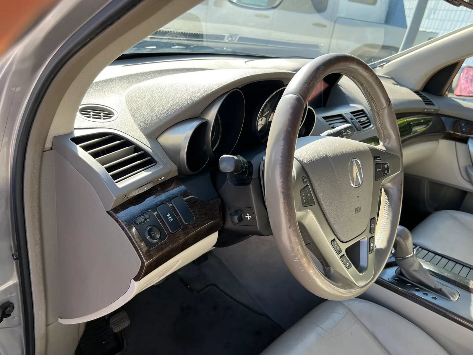 Used 2010 Acura MDX w/ Technology Package AWD/4WD image 17