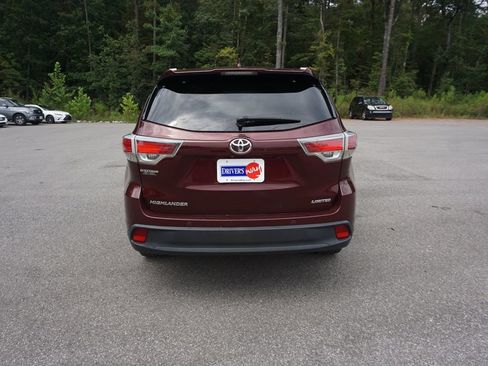 Used 2015 Toyota Highlander Limited Platinum FWD image 22