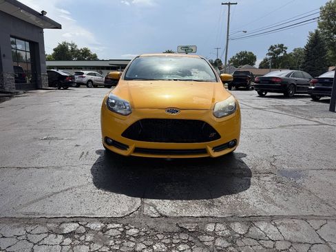 Used 2014 Ford Focus ST w/ Equipment Group 202A FWD image 8