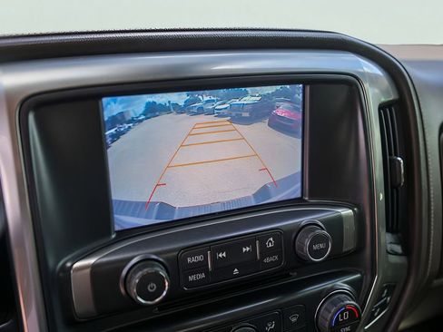 Used 2016 Chevrolet Silverado 1500 LTZ Z71 w/ LTZ Plus Package AWD/4WD image 20