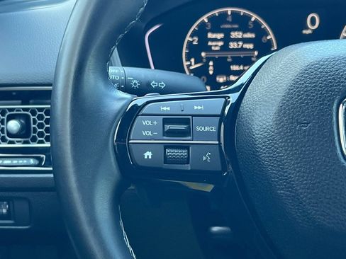 Used 2025 Honda Civic Sport image 26