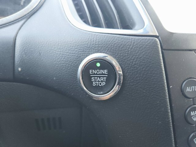 Used 2020 Ford Edge Titanium FWD image 24