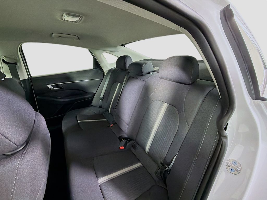 Used 2026 Hyundai Sonata SEL FWD image 23