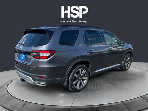 Used 2023 Honda Pilot Elite image 5