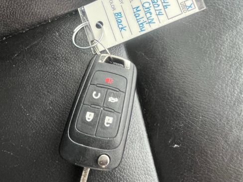 Used 2014 Chevrolet Malibu LT image 24