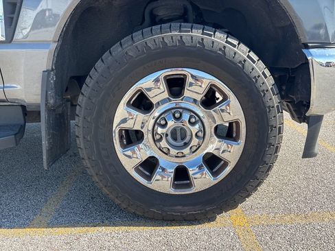 Used 2023 Ford F250 Lariat w/ Tow Technology Package AWD/4WD image 12