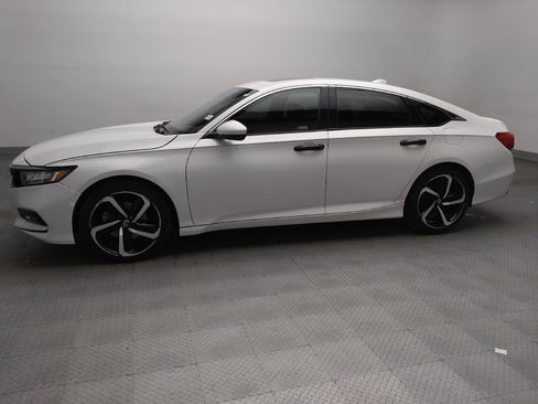 Used 2020 Honda Accord Sport image 2