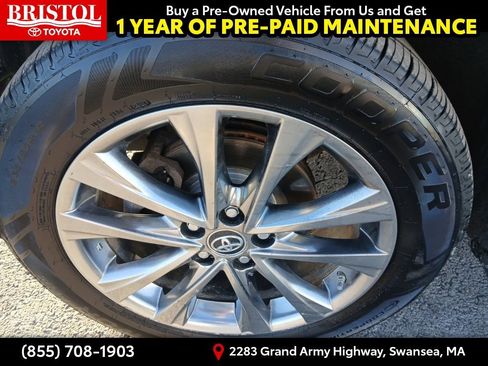 Used 2017 Toyota RAV4 Limited w/ All Weather Liner Package image 15