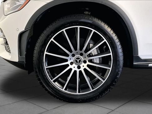 Certified 2022 Mercedes-Benz GLC 300 4MATIC Coupe image 11