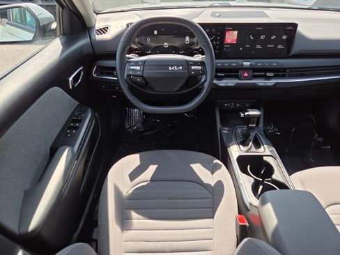 Used 2025 Kia K4 EX FWD image 19