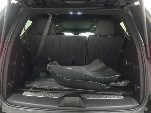 Used 2024 GMC Yukon Denali w/ Max Trailering Package AWD/4WD image 18