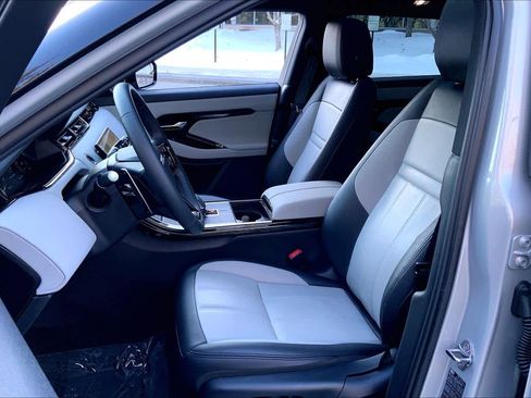 Certified 2026 Land Rover Range Rover Evoque Dynamic SE image 8