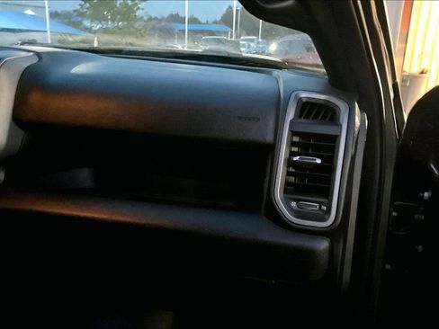 Used 2021 RAM 2500 Tradesman w/ Chrome Appearance Group image 15