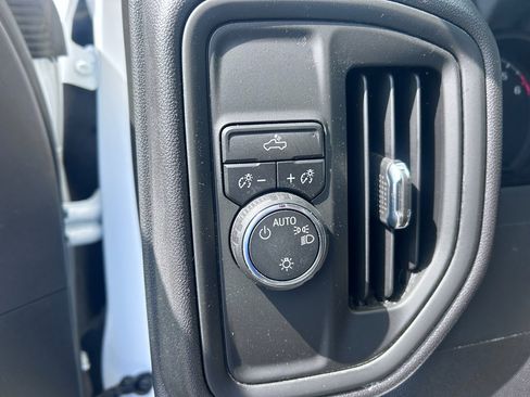 Used 2025 Chevrolet Silverado 1500 W/T RWD image 17