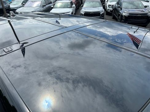 New 2025 GMC Hummer EV 2X w/ LPO, Dark Essentials Package image 28