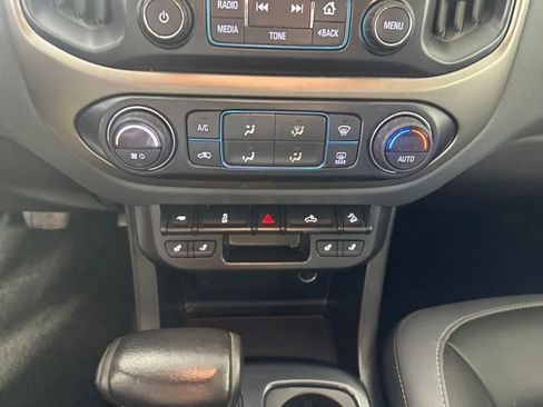 Used 2018 Chevrolet Colorado Z71 image 23