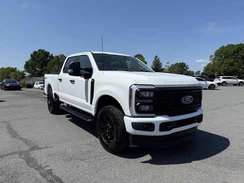Used 2024 Ford F250 XL w/ STX Appearance Package AWD/4WD image 8