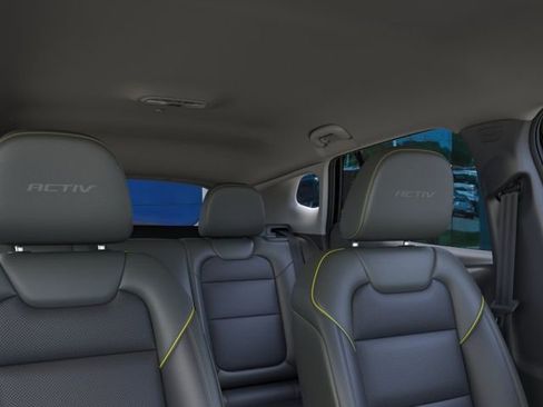 New 2026 Chevrolet Trax ACTIV FWD image 24