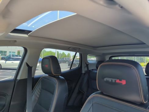 Used 2023 GMC Terrain AT4 w/ Tech Package AWD/4WD image 18