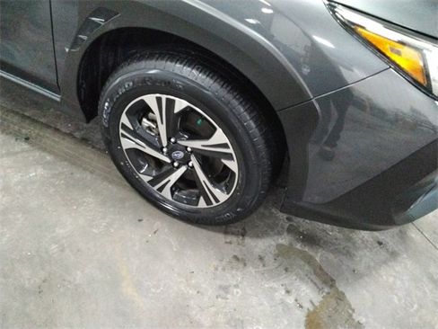 Used 2024 Subaru Crosstrek 2.0i Premium image 18