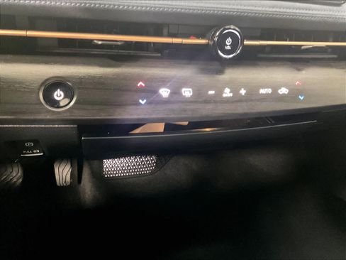 Certified 2024 Nissan Ariya AWD image 26
