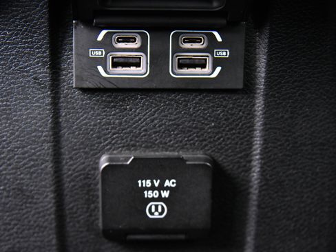 Used 2023 Jeep Wrangler Rubicon image 37