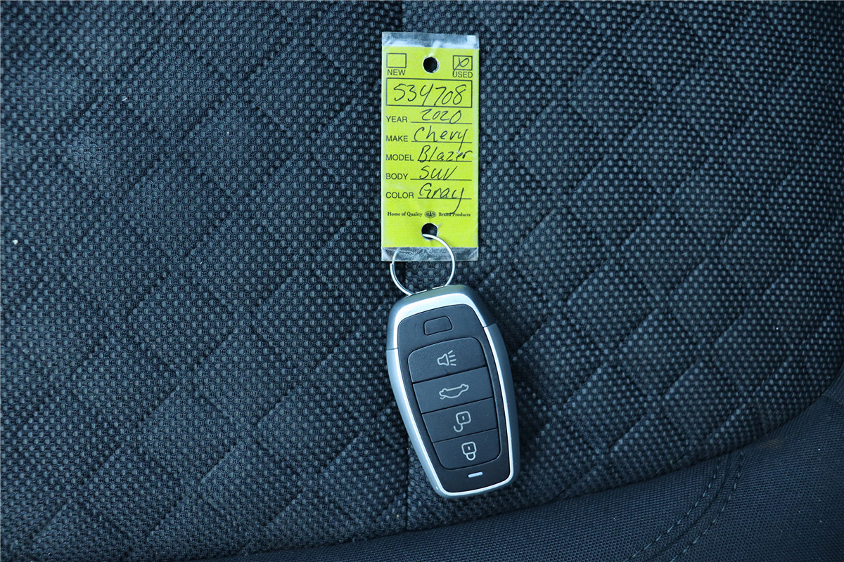 Used 2020 Chevrolet Blazer LT FWD image 43