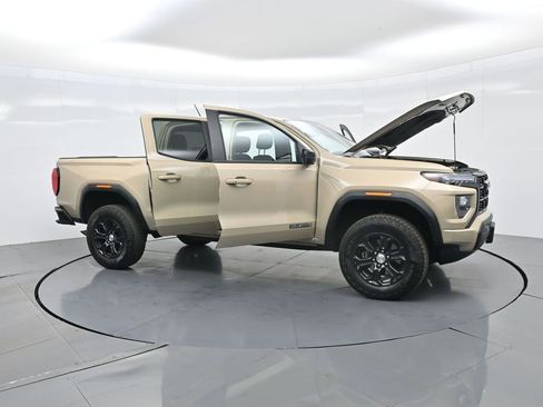 Used 2023 GMC Canyon Elevation image 37